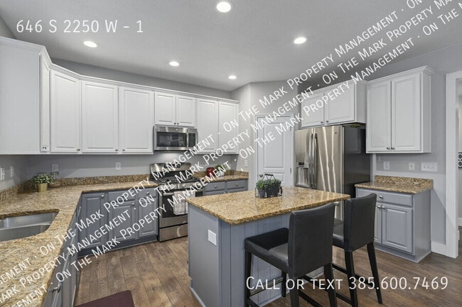 Building Photo - 646 S 2250 W