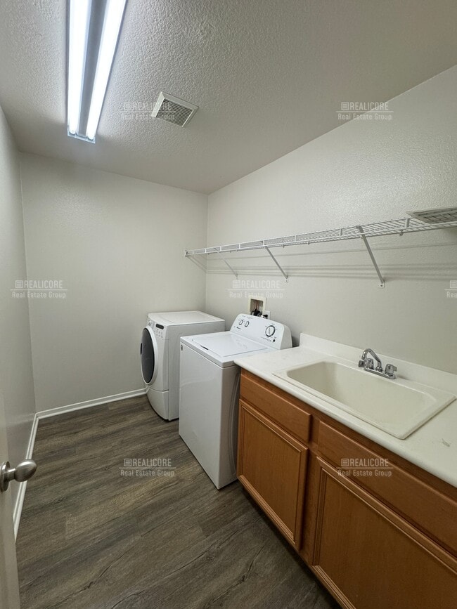 Building Photo - 22327 Blue Lupine Cir