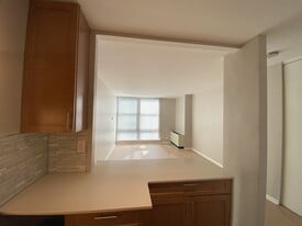 Building Photo - 1260 21st St NW