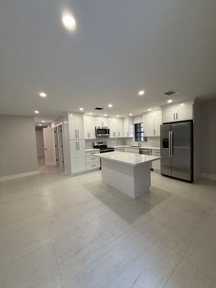 Building Photo - 8772 SW 143rd St