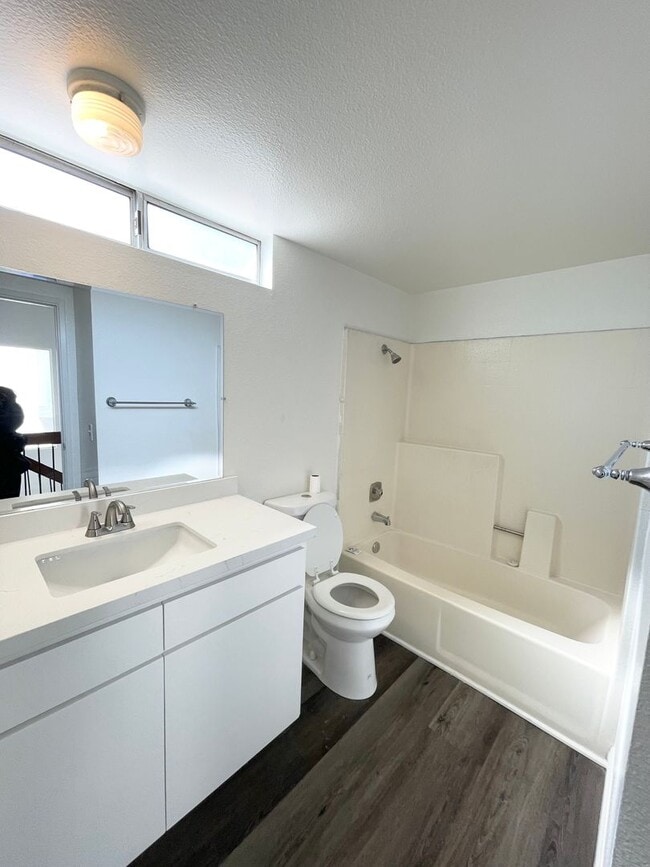 Building Photo - 23461 Challis Ct