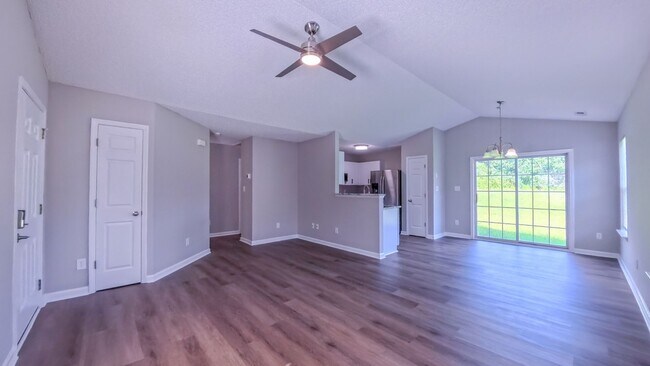 Building Photo - Charming 3BR House in Raleigh