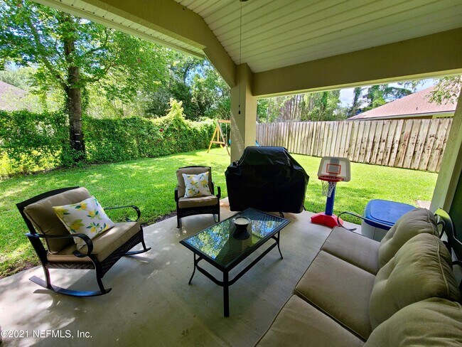 Building Photo - 1308 Holmes Landing Dr