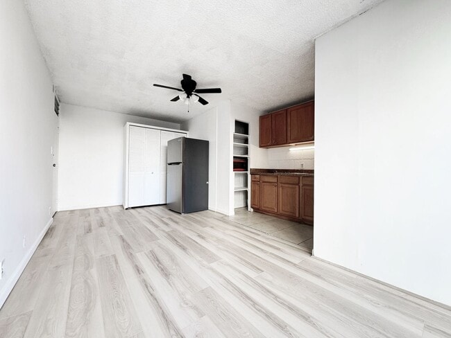 Building Photo - 2064-ST