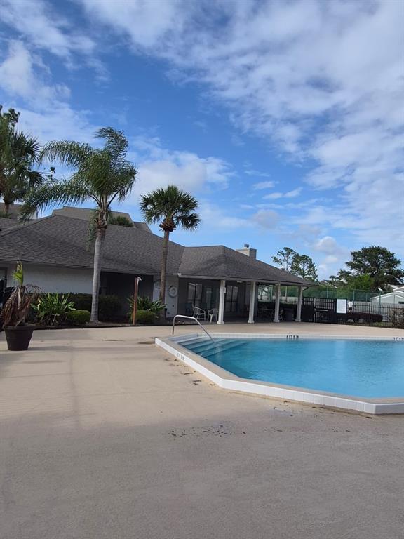 Building Photo - 2031 Cascades Blvd