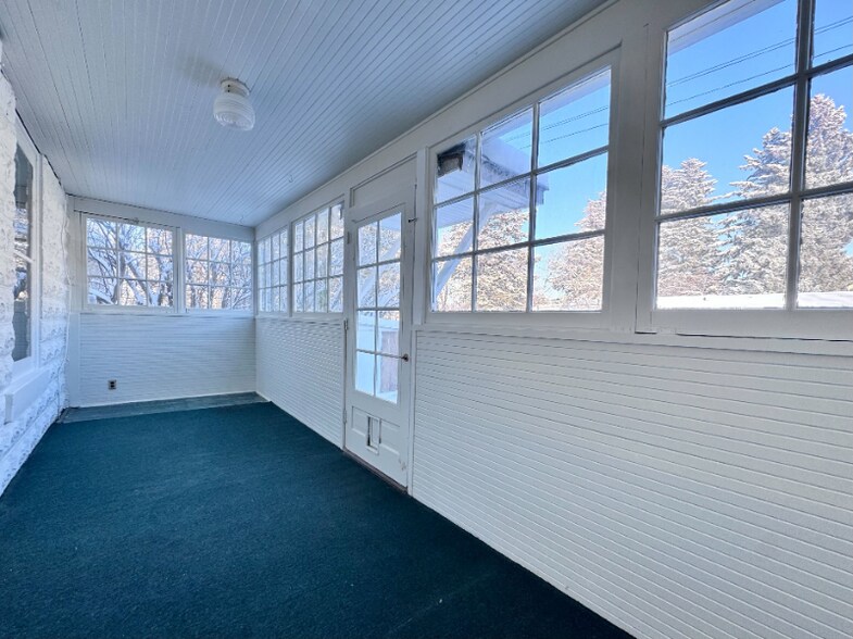 Building Photo - 7 E Curtiss St