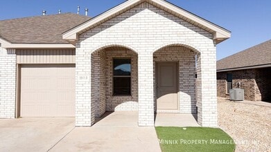 Building Photo - 2143 Kokomo Ave