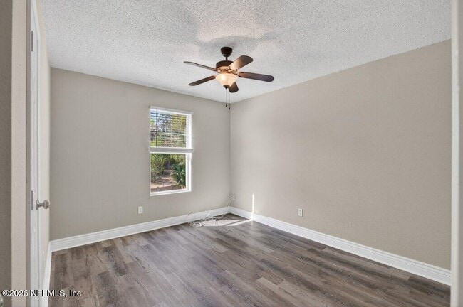Building Photo - 518 Tuxedo Ct