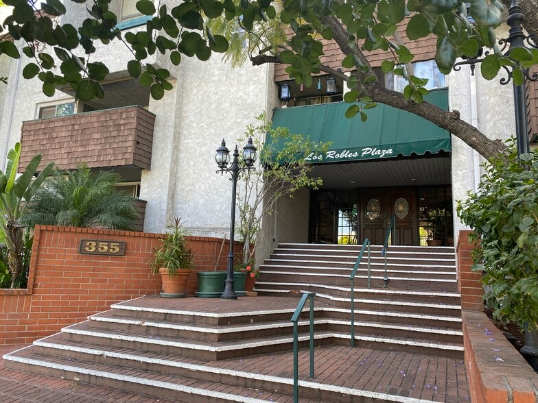 Building Photo - 355 S Los Robles Ave