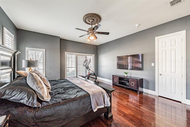 Building Photo - 3909 Aquatic Dr