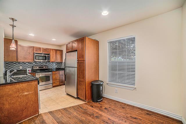 Building Photo - 4702 Bradford Dr