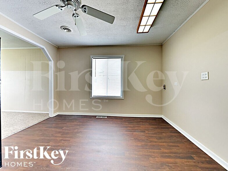 Building Photo - 3507 Susan Ln