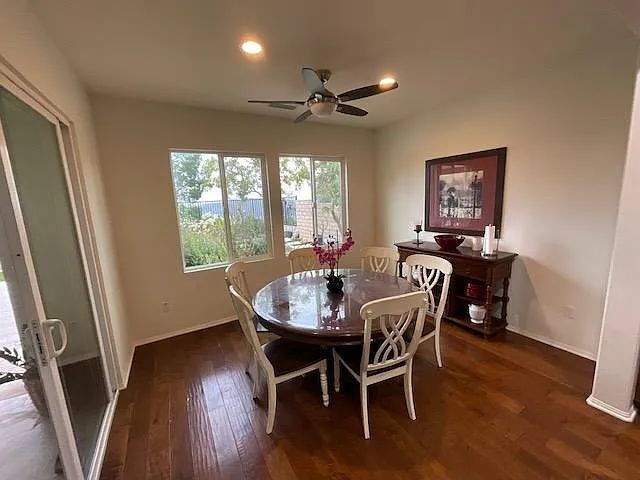 Building Photo - Immaculate 5-Bedroom Executive Home in Desirable Plum Canyon