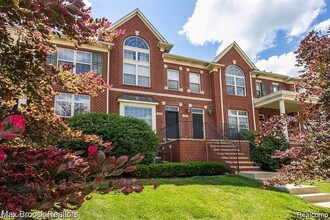 Building Photo - 1404 Raliegh Pl