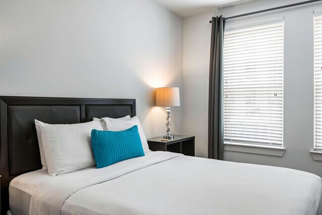 Building Photo - 1273 Williams St NW