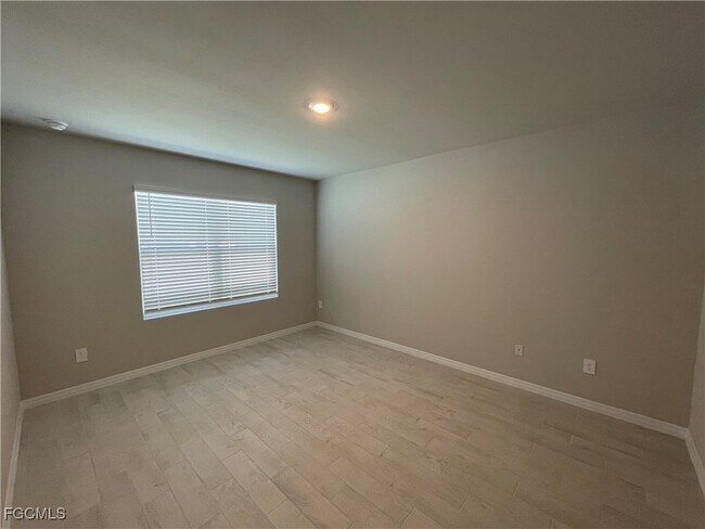Building Photo - 3720 SW 12th Pl