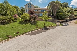 Building Photo - 1803 Old Oak Dr