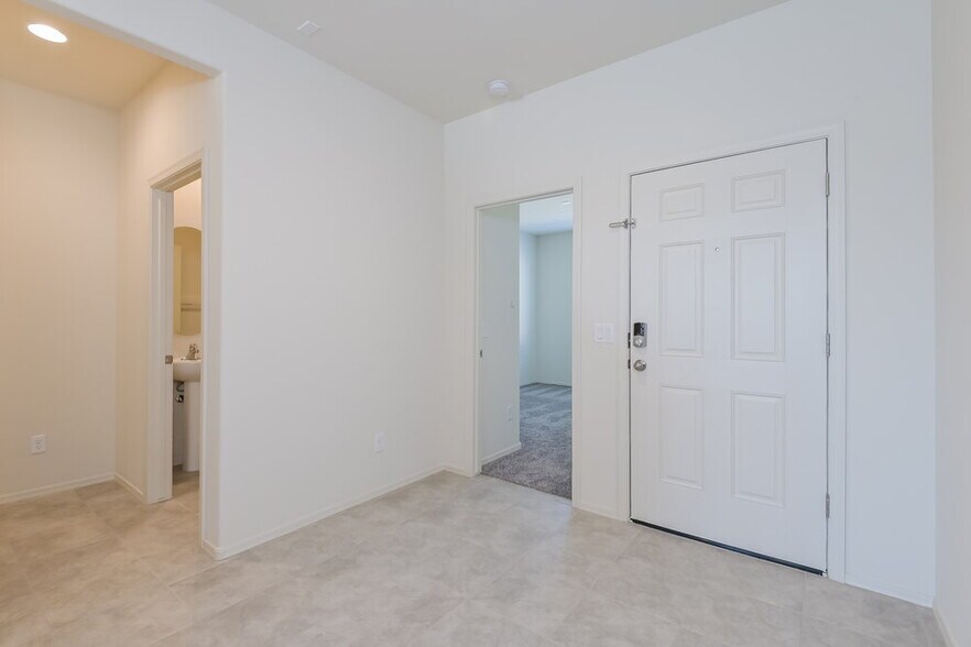 Building Photo - 6674 E Camino Estarna