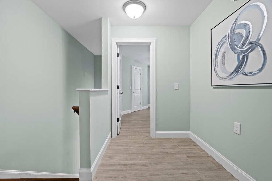 Building Photo - 1184 Waxwing Dr