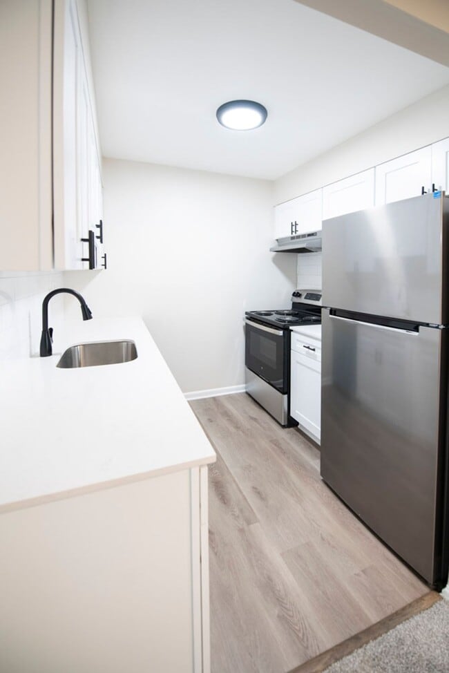 Floorplan - Rosewood Apartments