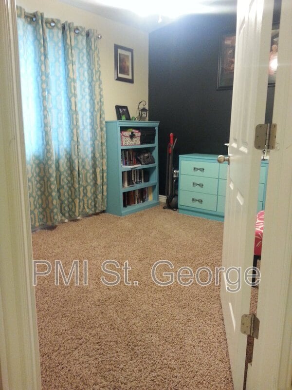 Building Photo - 73 Pheasant Dr