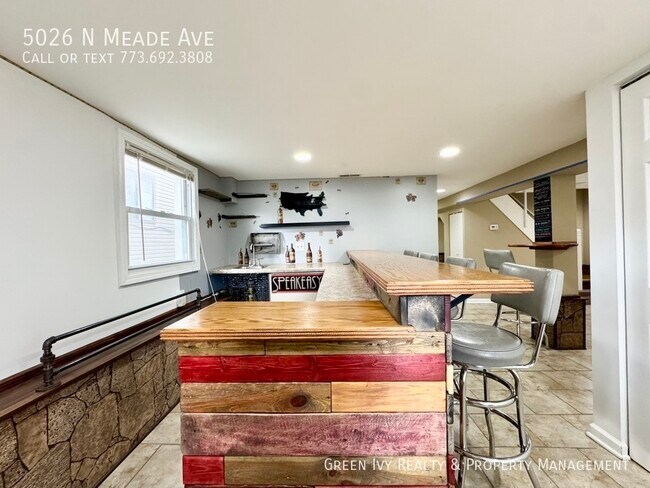 Building Photo - 5026 N Meade Ave