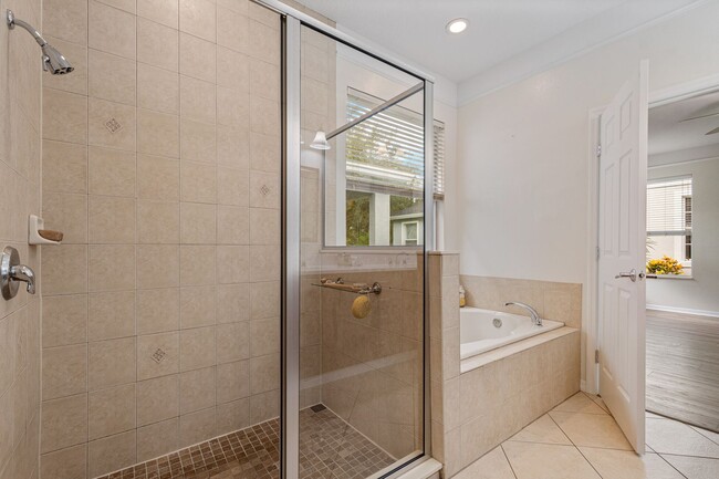 Building Photo - 6451 New Independence Pkwy