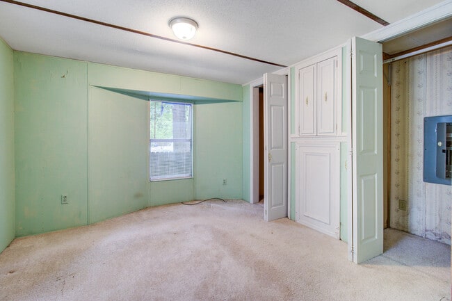 Building Photo - 2619 Warm Ave