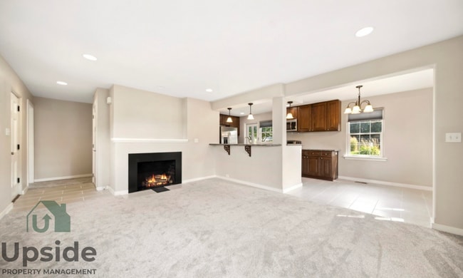 Building Photo - 3610 E Funk Ave