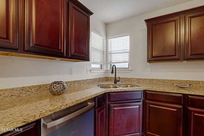 Building Photo - 5021 Silver Cholla Dr