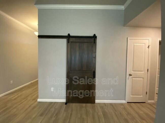 Building Photo - 8513 NW 77th Pl