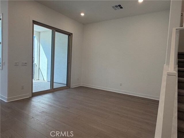 Building Photo - 1485 Snowberry Pl