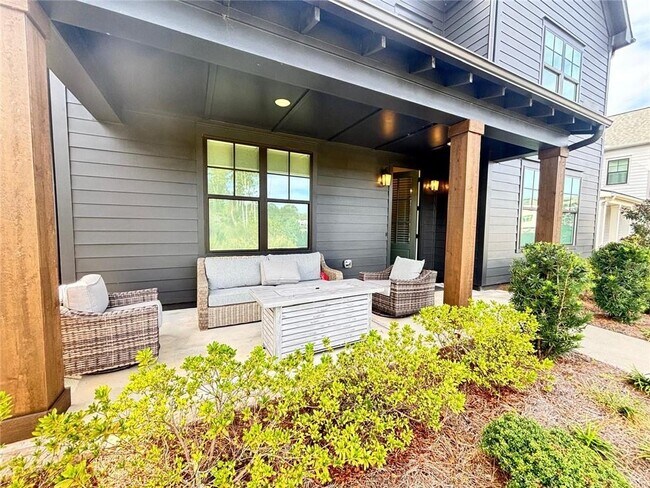 Building Photo - 6435 Halcyon Garden Dr