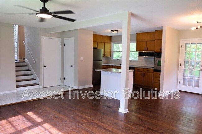 Building Photo - 13521 Belmead Ave