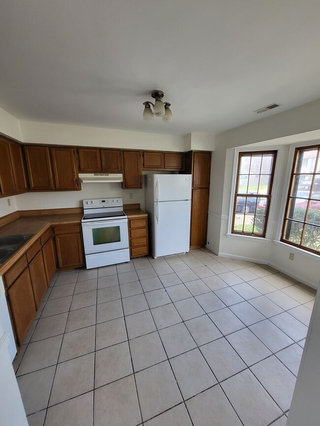 Building Photo - CAMPUS EAST