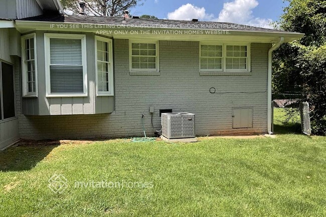 Building Photo - 3082 Donavan Way