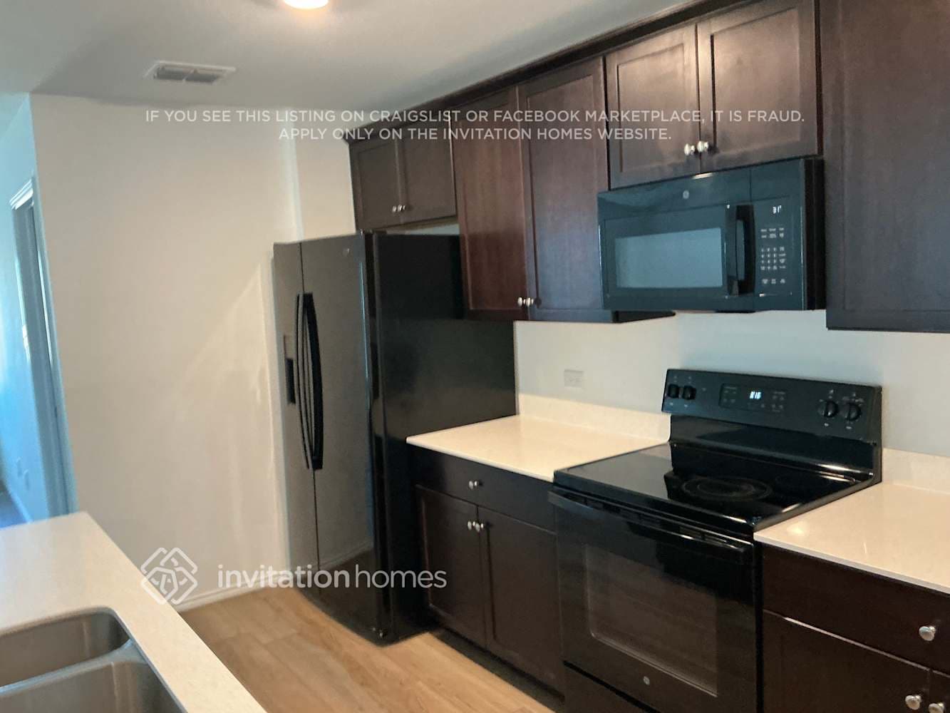 Building Photo - 512 Autumnwood Way