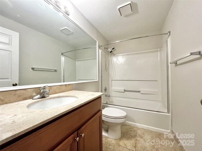 Building Photo - 1317 Maple Shade Ln