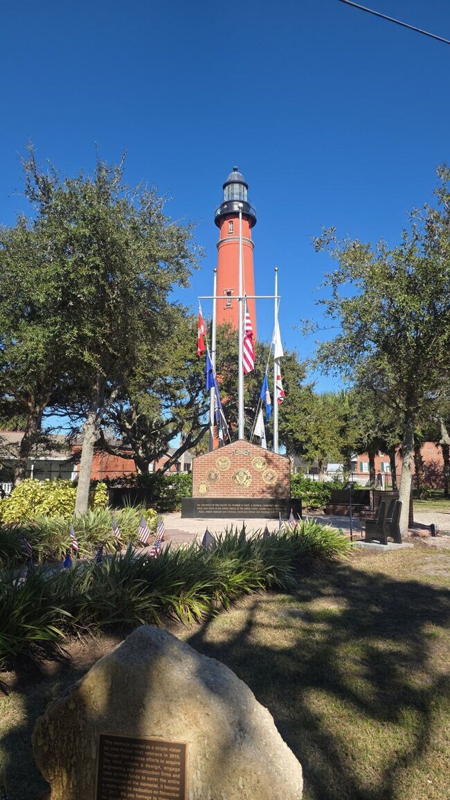 Building Photo - 31 Inlet Harbor Rd