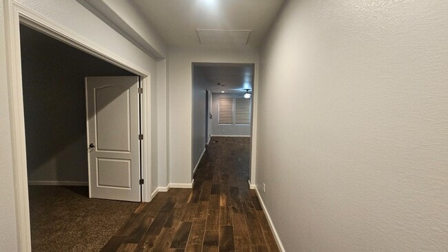 Building Photo - 3351 Cordova Ave