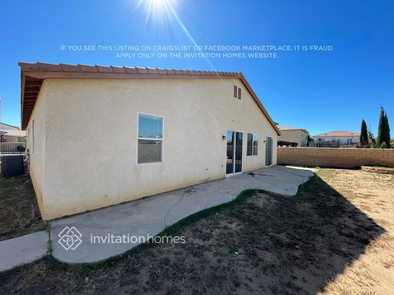 Building Photo - 5815 W Ave J 12