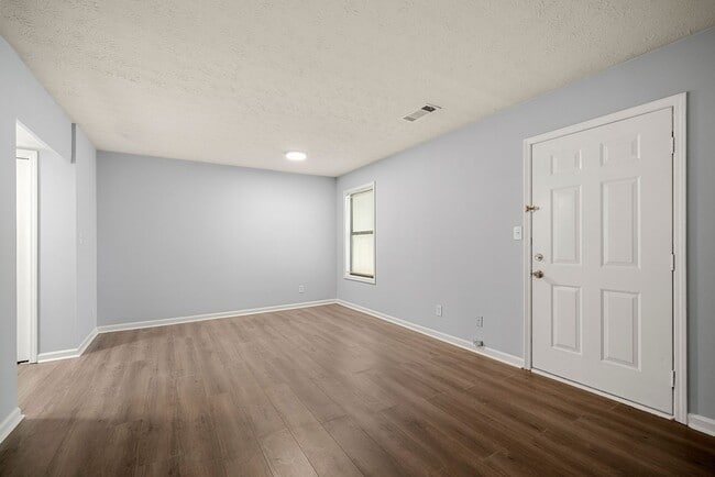 Building Photo - 5861 Dunn Rd