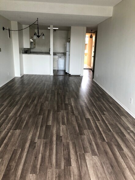 living room - 1342 10th St