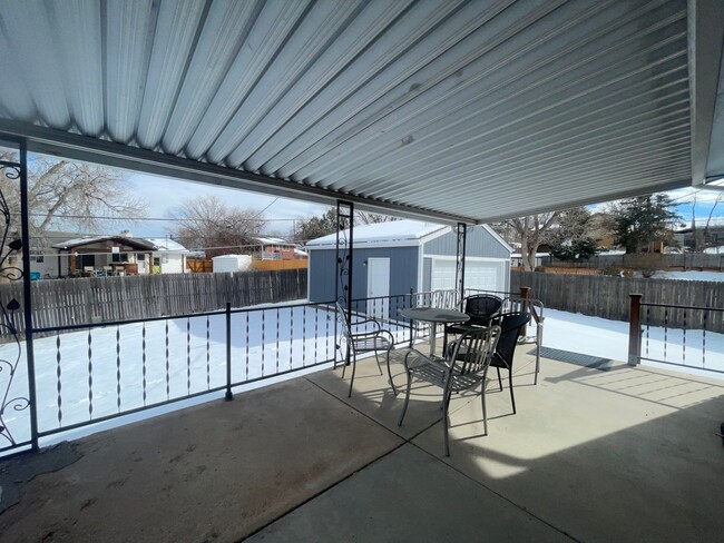 Building Photo - $0 DEPOSIT OPTION. LUXURY ARVADA RENTAL: U...