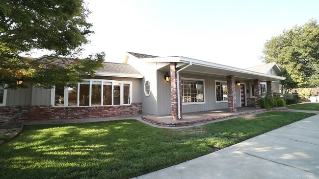 Primary Photo - 14690 Wyrick Ave