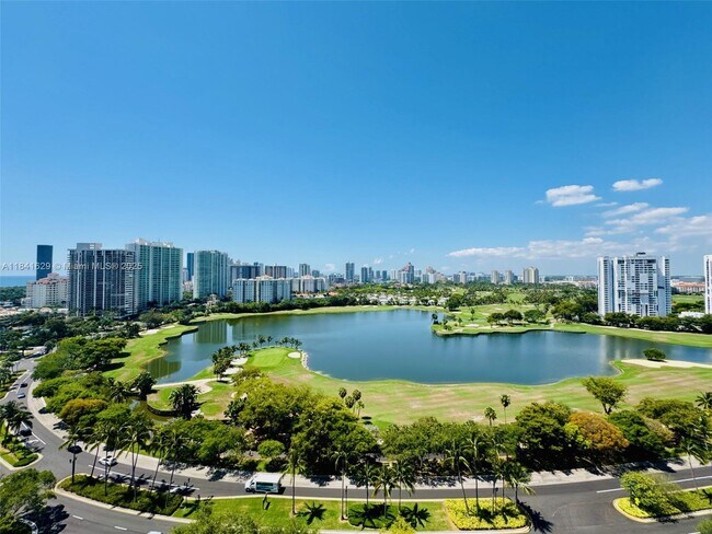 Building Photo - 3675 N Country Club Dr