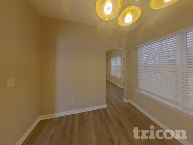 Building Photo - 272 Prescott Ct