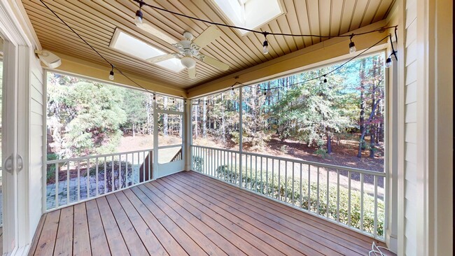 Building Photo - 11052 Preservation Park Dr