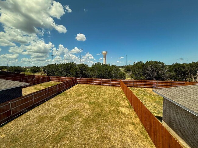 Building Photo - 112 Standing Rock Ln