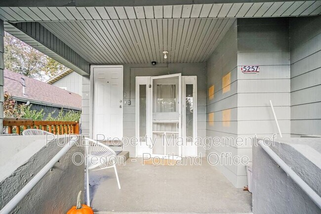 Building Photo - 5257 N Harvard St